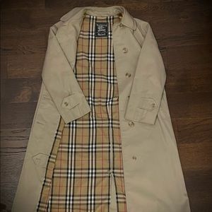Authentic Burberry Ladies Trench Coat